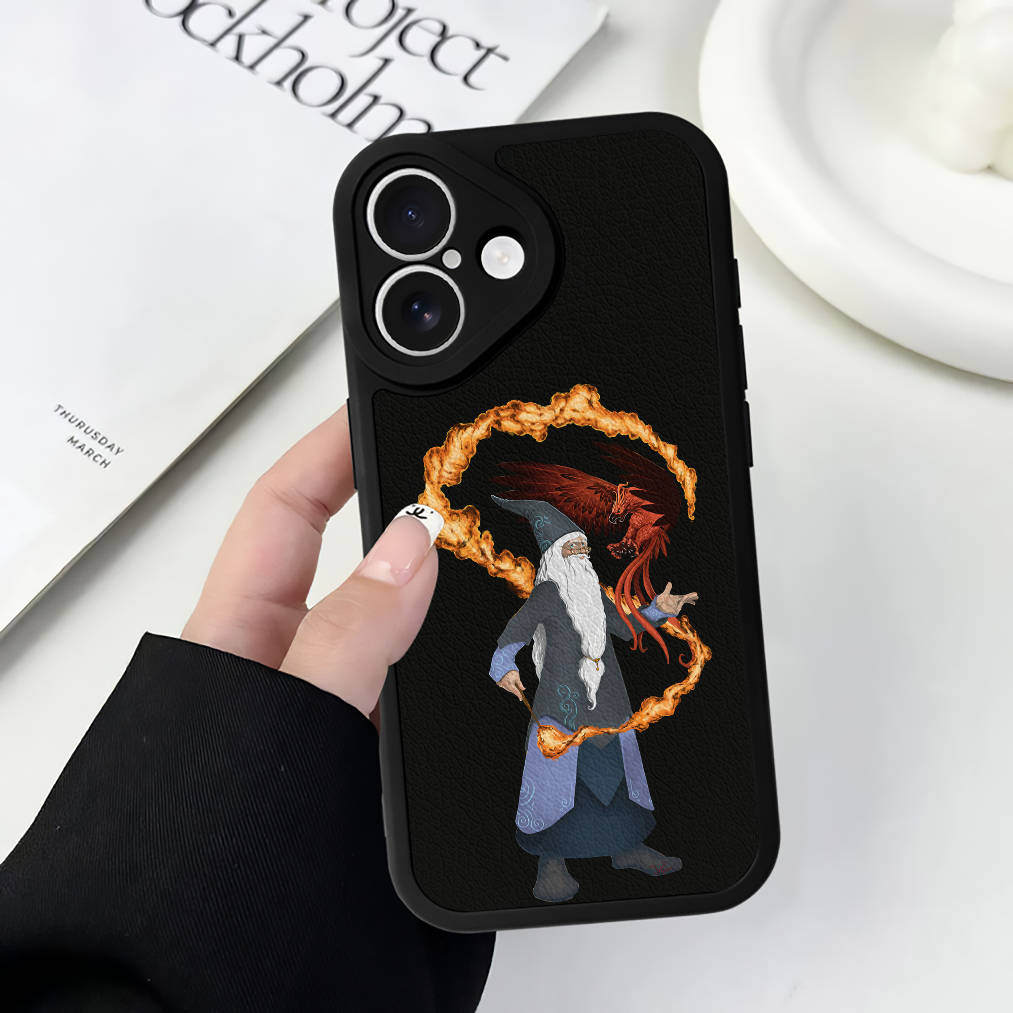 （画像用） Harry Potter ハリー・ポッターシリーズ 【iPhone 16シリーズ対応】シリコンスマホケース（レザー調） 材質：シリコン